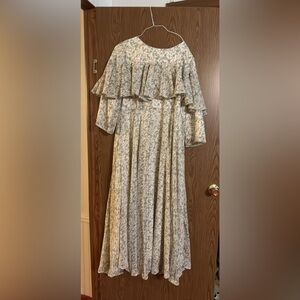 Dainty Jewells Cream and Pink Floral Dress